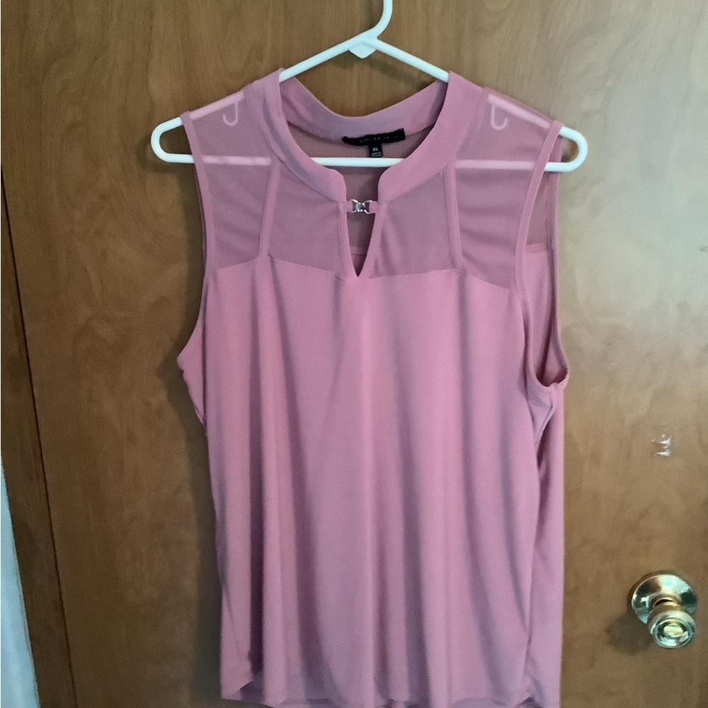 Woman’s blouse